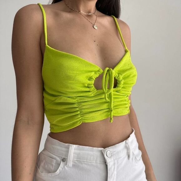 Almost Famous slinky ruched crop top - Picture 4 of 7